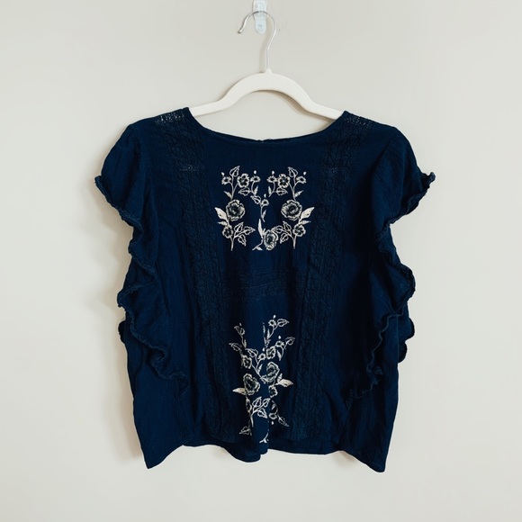American Eagle Floral Top - Picture 2 of 4